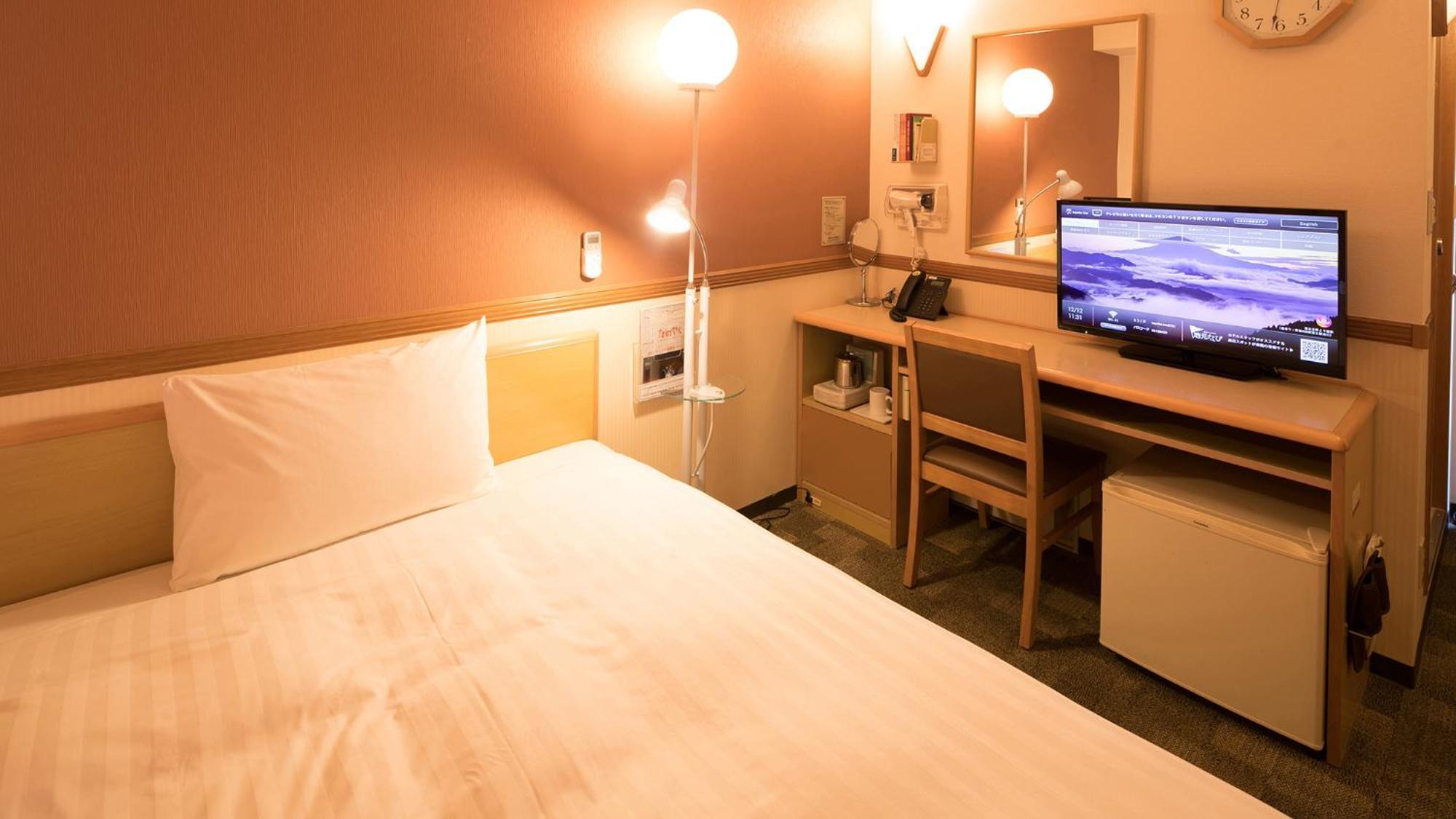 Toyoko Inn Higashi-Hiroshima Saijo Ekimae Zimmer foto