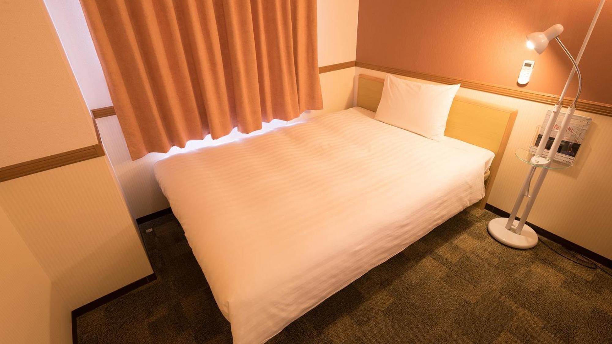 Toyoko Inn Higashi-Hiroshima Saijo Ekimae Zimmer foto